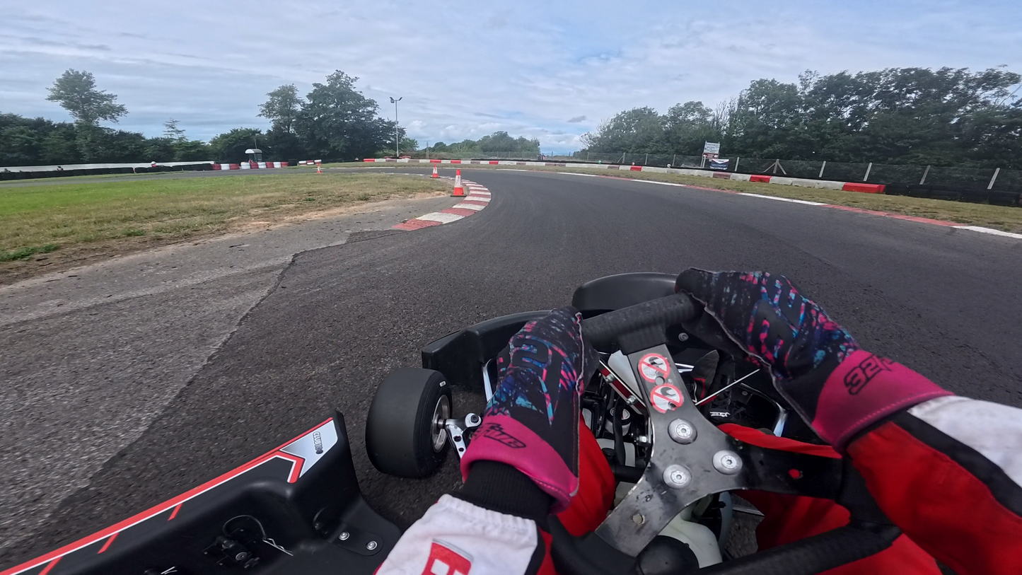 LLANDOW - Club100 Junior TRACK TUTORIAL